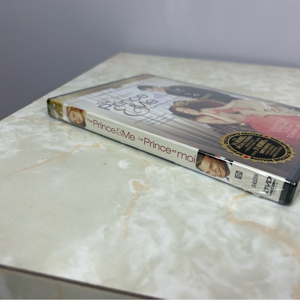 The Prince and Me Widescreen Collection DVD - Picture 5 of 5